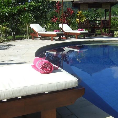 Guesthouse Rumah Senang Kalibaru ภายนอก รูปภาพ