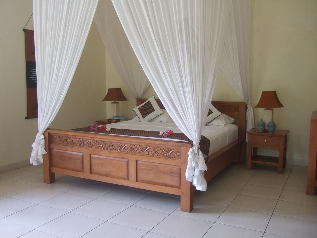 Guesthouse Rumah Senang Kalibaru ภายนอก รูปภาพ